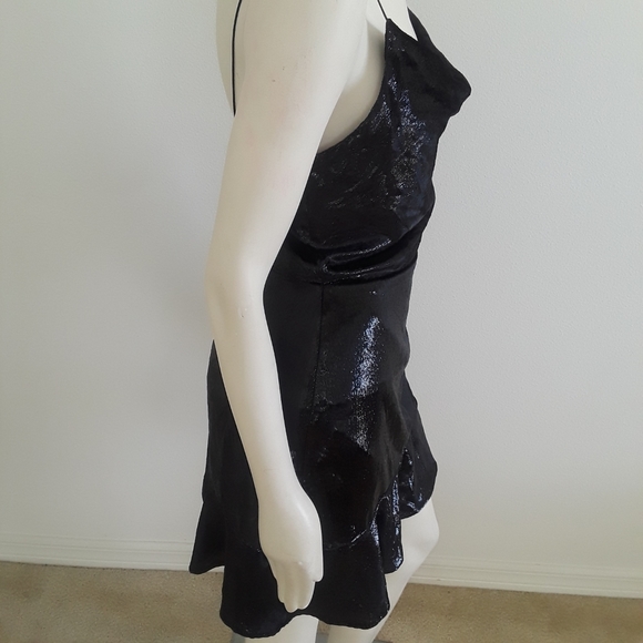 Leyden Dress - Picture 4 of 7